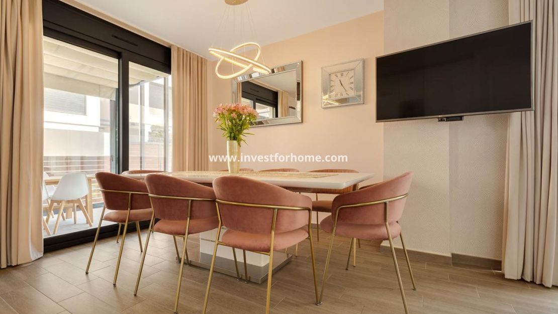 Sale - Villa - Torrevieja - Costa Blanca