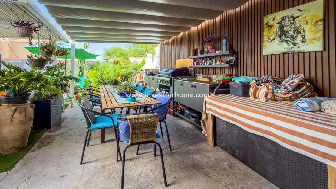 Sale - Villa - Torrevieja - Costa Blanca