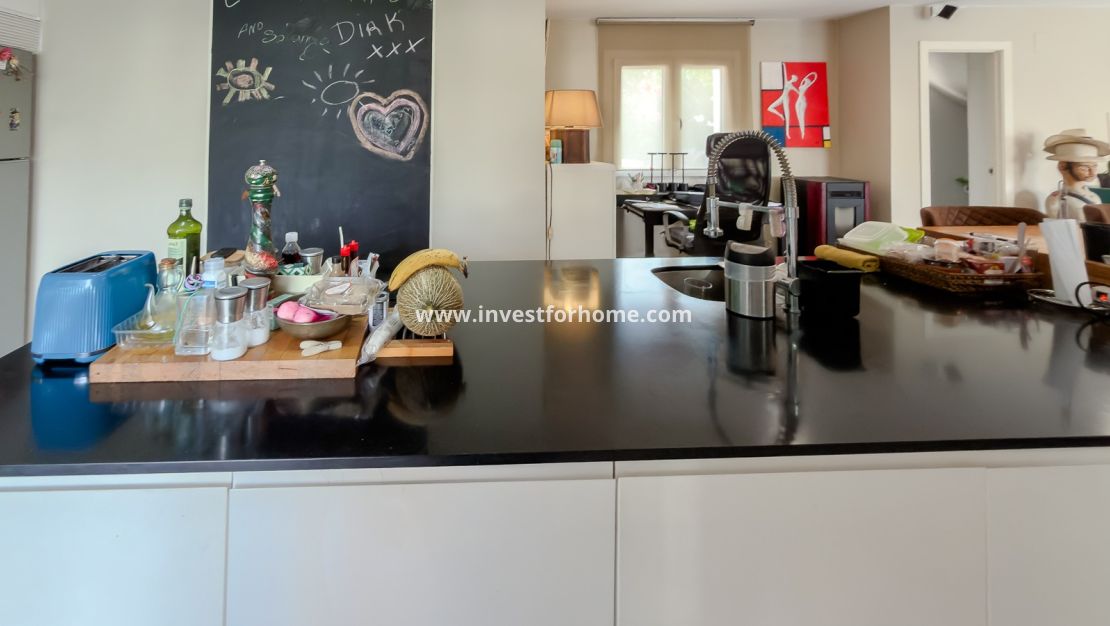 Sale - Villa - Torrevieja - Costa Blanca