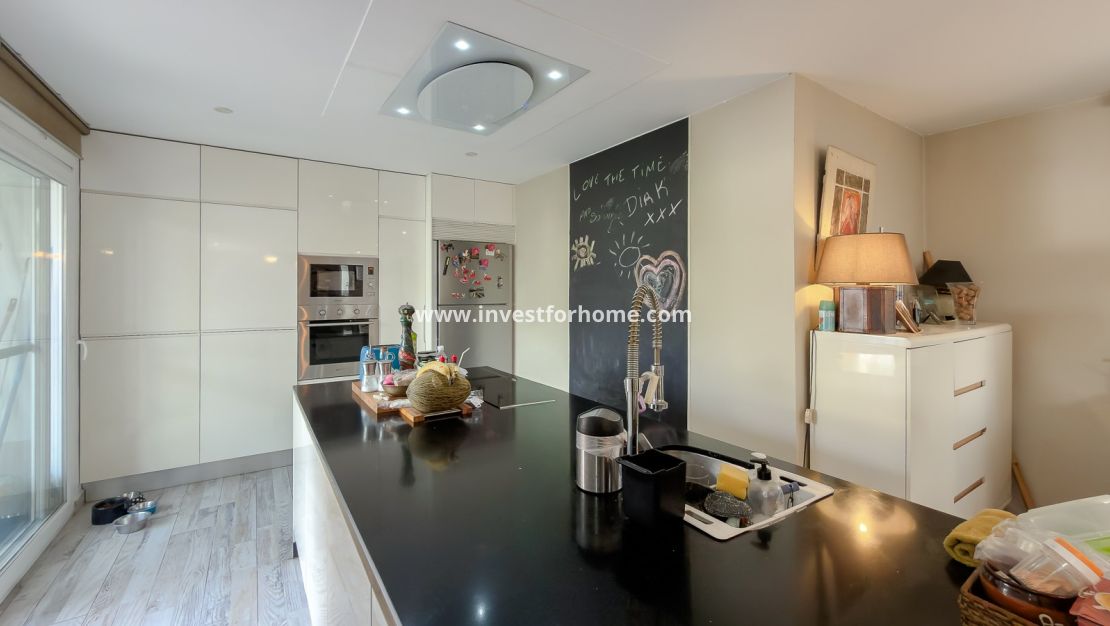 Sale - Villa - Torrevieja - Costa Blanca
