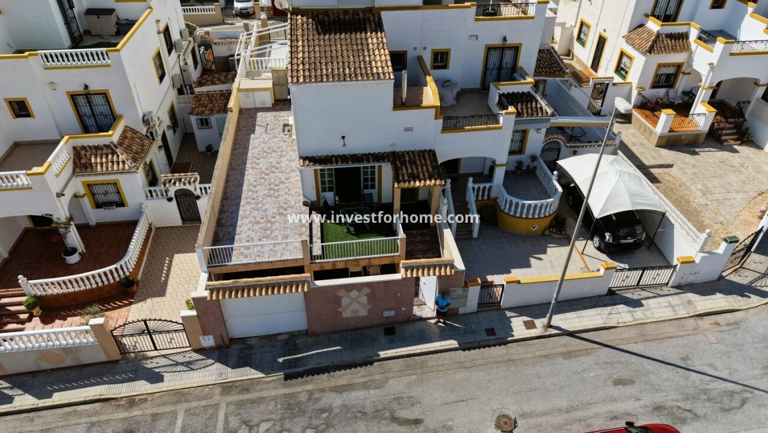 Sale - Villa - Torrevieja - Costa Blanca
