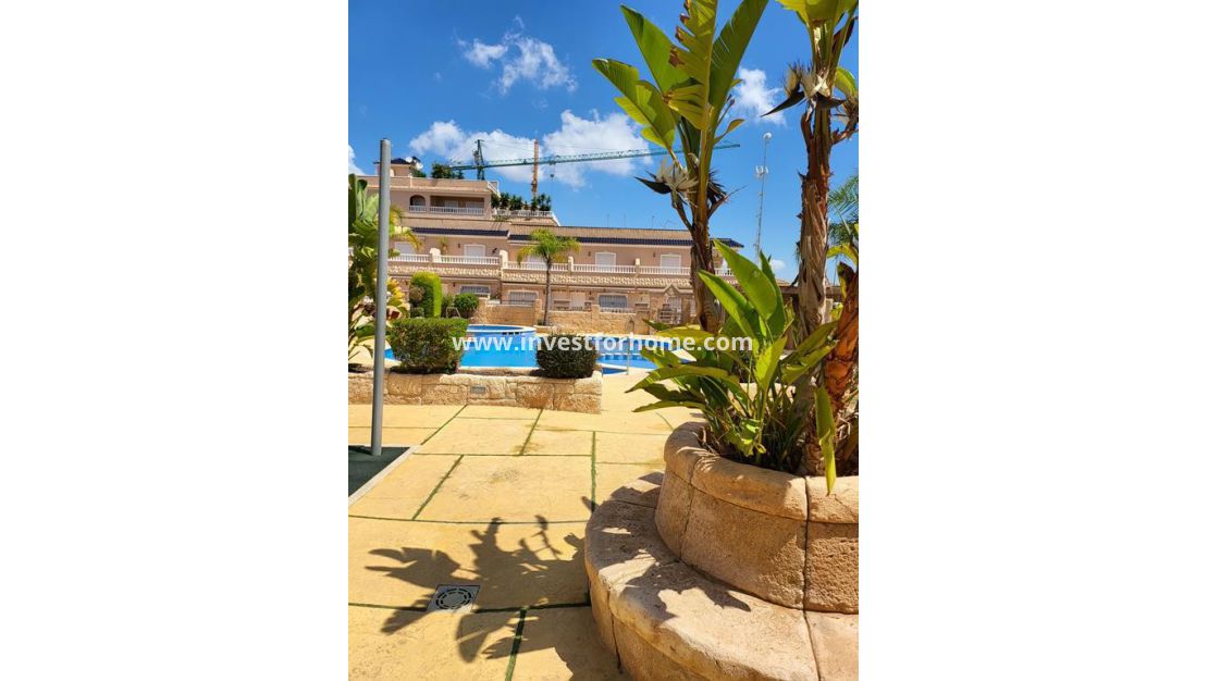 Sale - Villa - Torrevieja - Costa Blanca