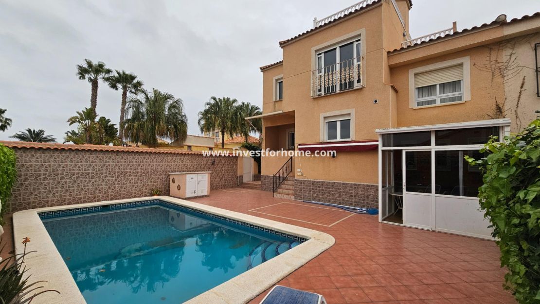Sale - Villa - Torrevieja - El Chaparral