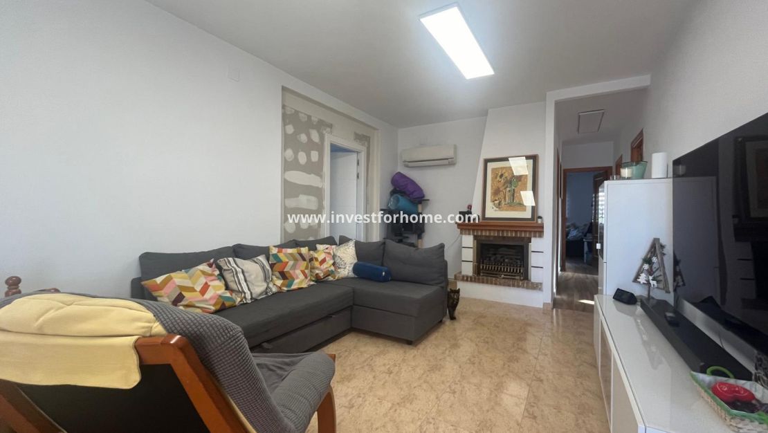 Sale - Villa - Torrevieja - La Siesta-El Chaparral