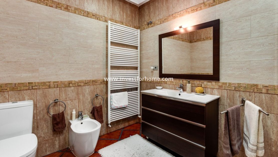 Sale - Villa - Torrevieja - La Siesta-El Chaparral