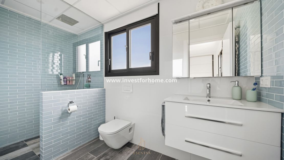 Sale - Villa - Torrevieja - La Siesta-El Chaparral