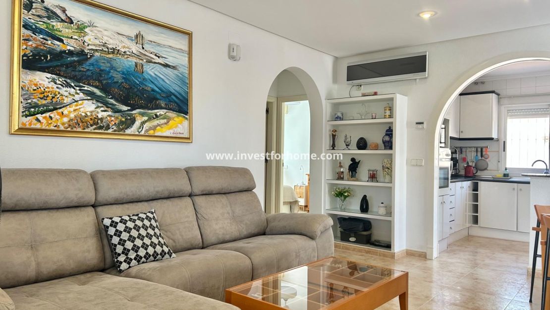 Sale - Villa - Torrevieja - La Siesta-El Chaparral
