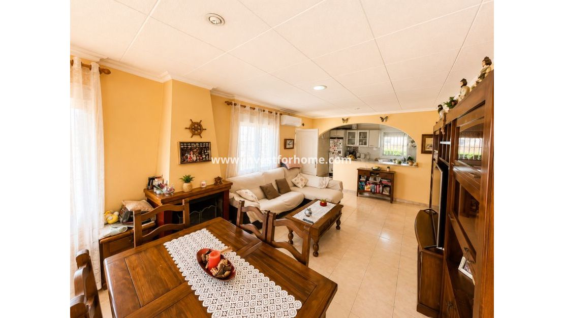 Sale - Villa - Torrevieja - La Siesta-El Chaparral