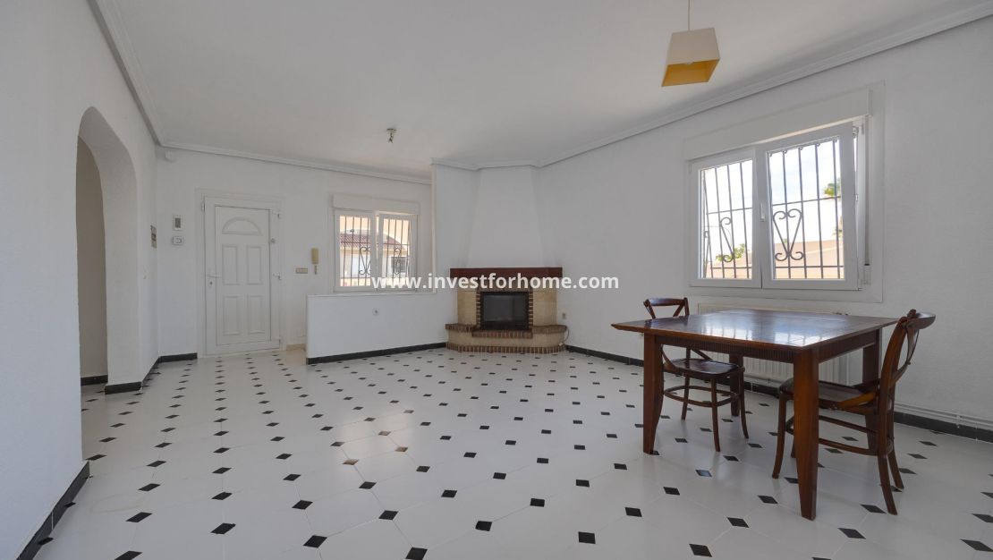 Sale - Villa - Torrevieja - La Siesta - El Salado - Torreta