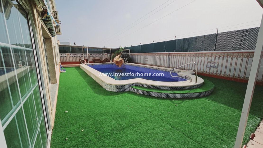 Sale - Villa - Torrevieja - La Siesta - El Salado - Torreta