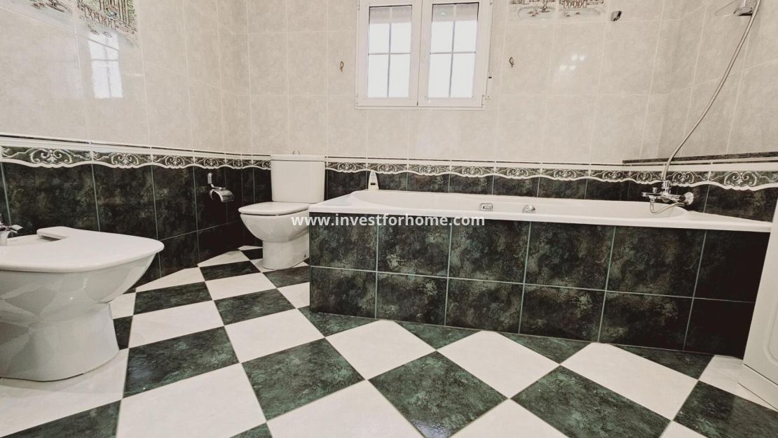 Sale - Villa - Torrevieja - La Siesta - El Salado - Torreta