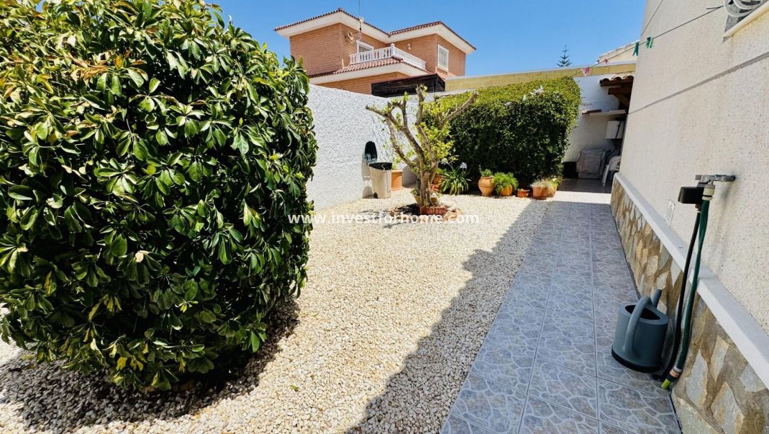 Sale - Villa - Torrevieja - La Siesta - El Salado - Torreta