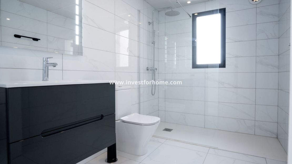 Sale - Villa - Torrevieja - La Valeta