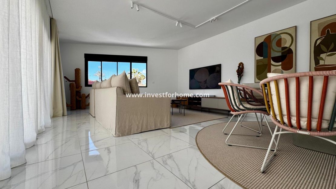 Sale - Villa - Torrevieja - La Veleta