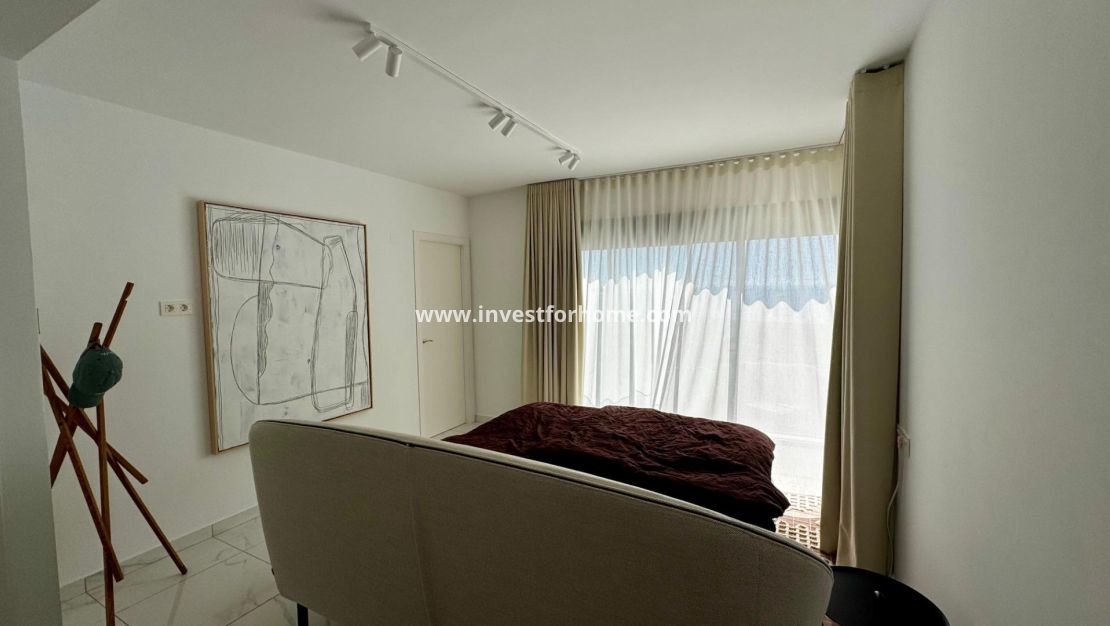 Sale - Villa - Torrevieja - La Veleta