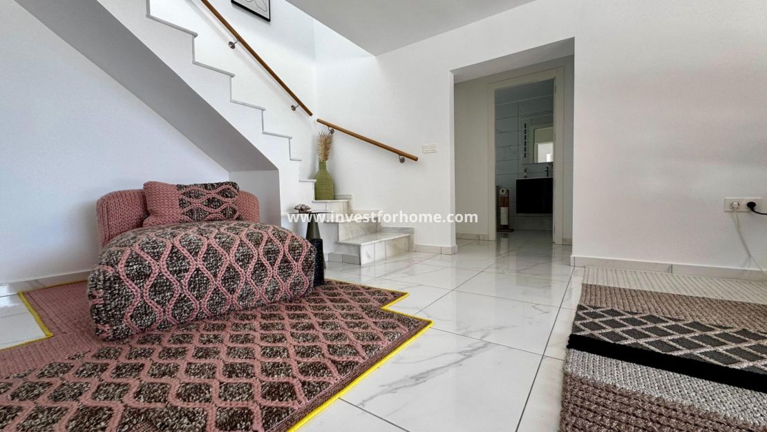 Sale - Villa - Torrevieja - La Veleta