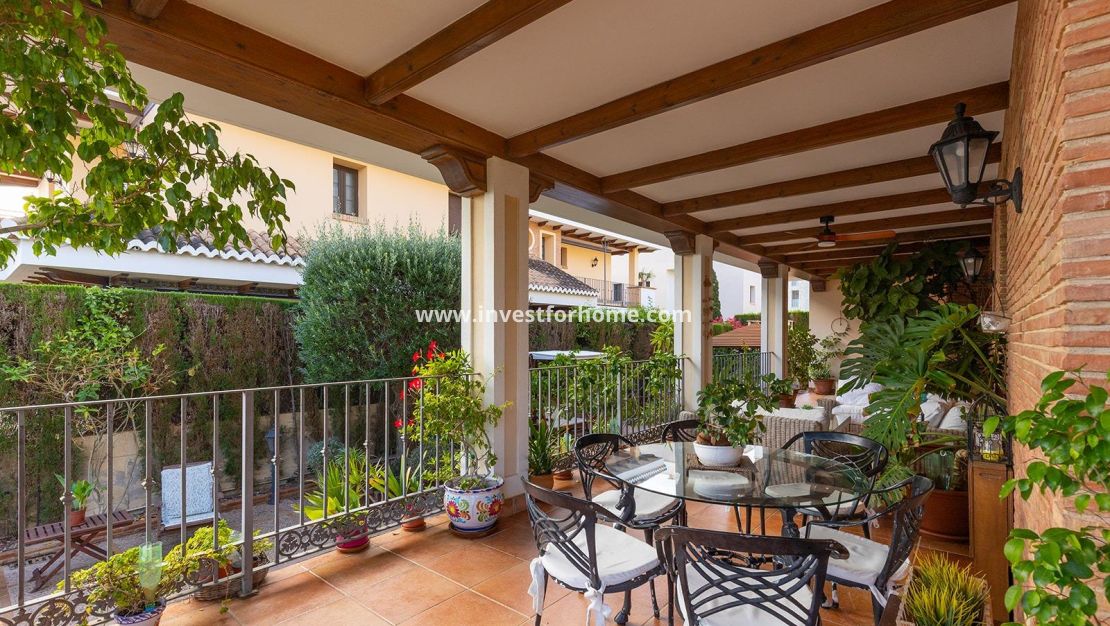 Sale - Villa - Torrevieja - La Veleta