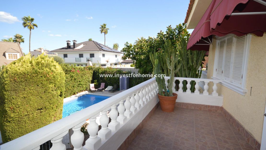 Sale - Villa - Torrevieja - La Veleta