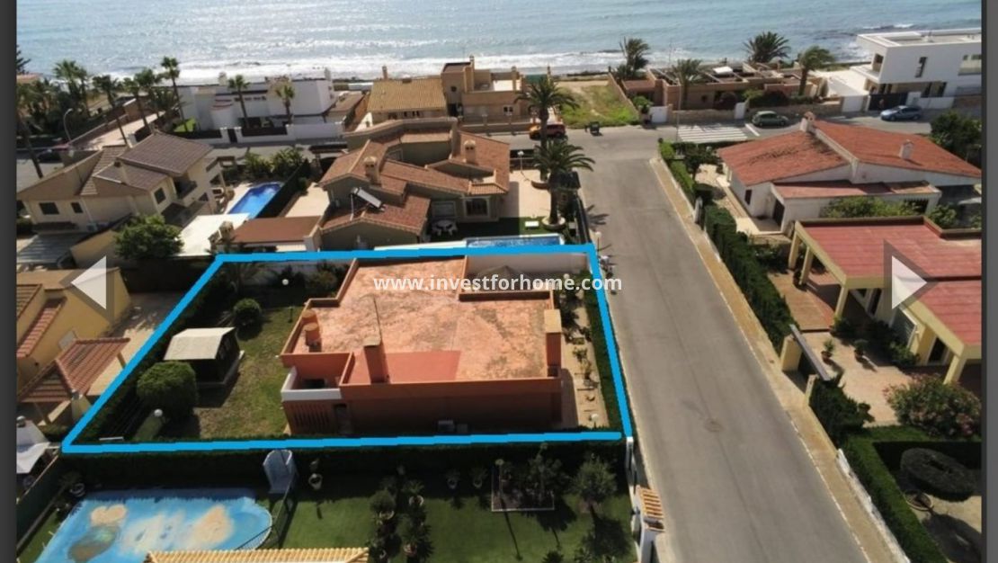 Sale - Villa - Torrevieja - La Veleta