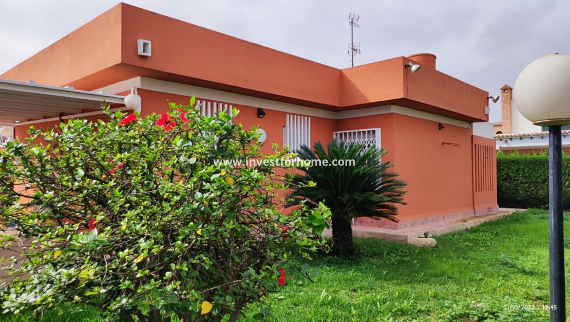 Sale - Villa - Torrevieja - La Veleta