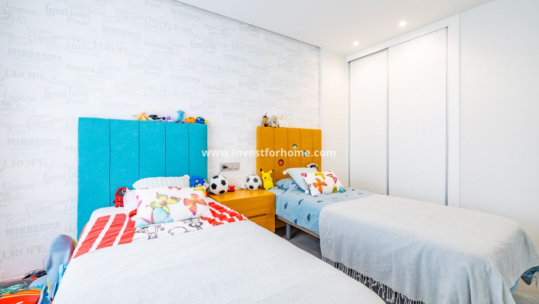 Sale - Villa - Torrevieja - Los Altos