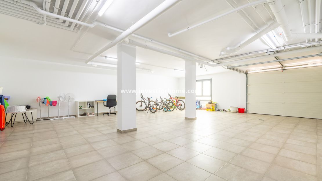 Sale - Villa - Torrevieja - Los Altos