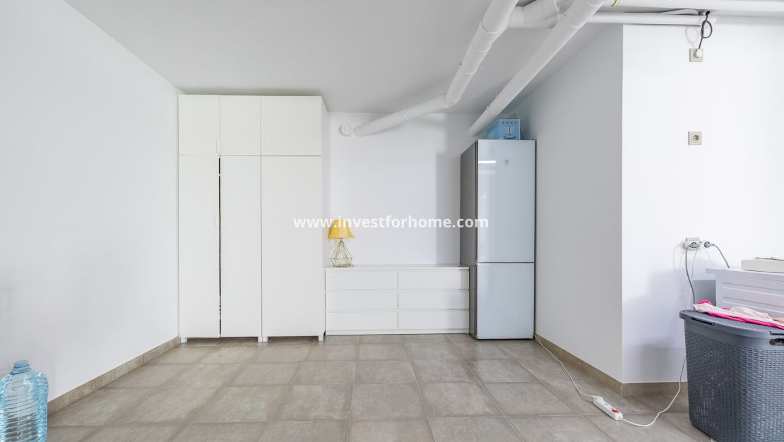 Sale - Villa - Torrevieja - Los Altos