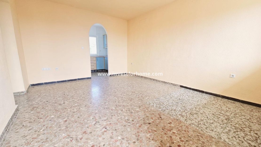 Sale - Villa - Torrevieja - Los Balcones - Los Altos Del Edén