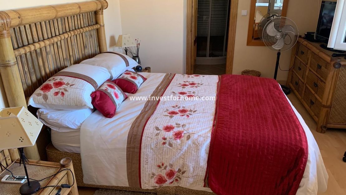 Sale - Villa - Torrevieja - Los Balcones - Los Altos Del Edén