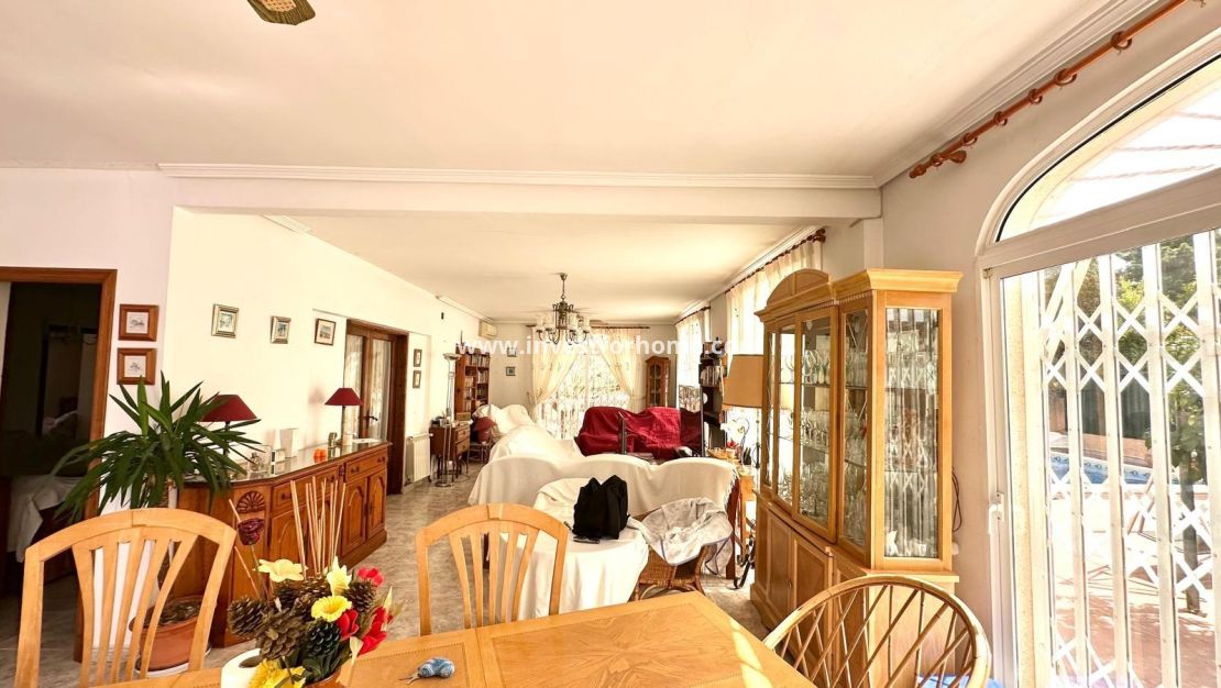 Sale - Villa - Torrevieja - Los Balcones - Los Altos Del Edén