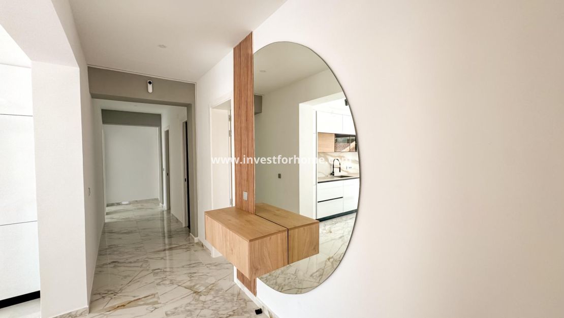 Sale - Villa - Torrevieja - Los Balcones - Los Altos Del Edén