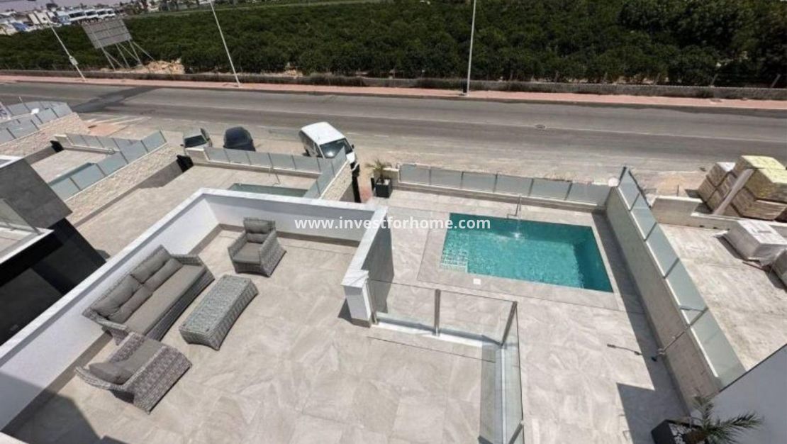 Sale - Villa - Torrevieja - Los Balcones - Los Altos Del Edén