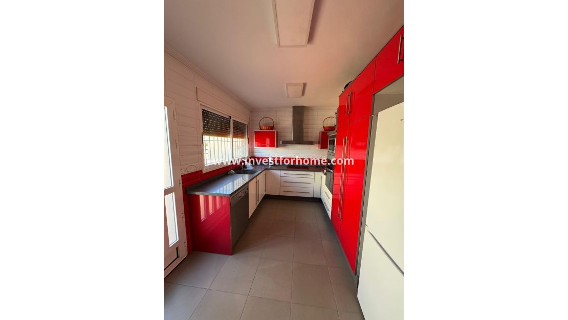 Sale - Villa - Torrevieja - Los Balcones - Los Altos Del Edén