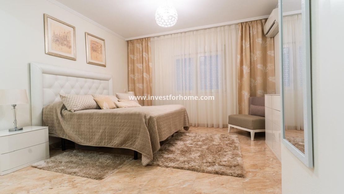 Sale - Villa - Torrevieja - Los Balcones - Los Altos Del Edén