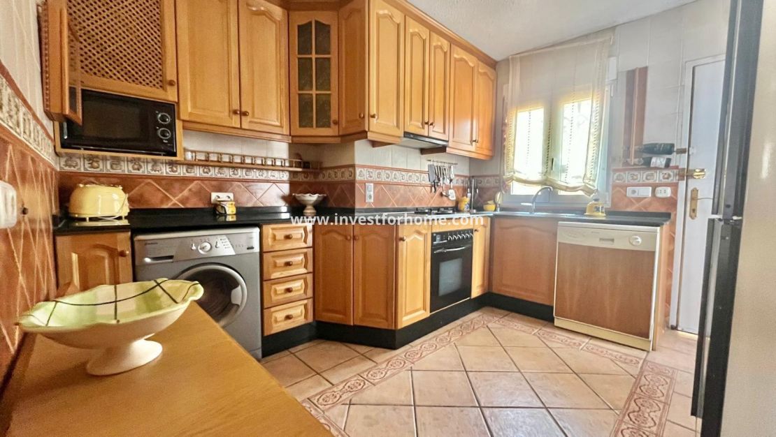 Sale - Villa - Torrevieja - Los Balcones - Los Altos Del Edén