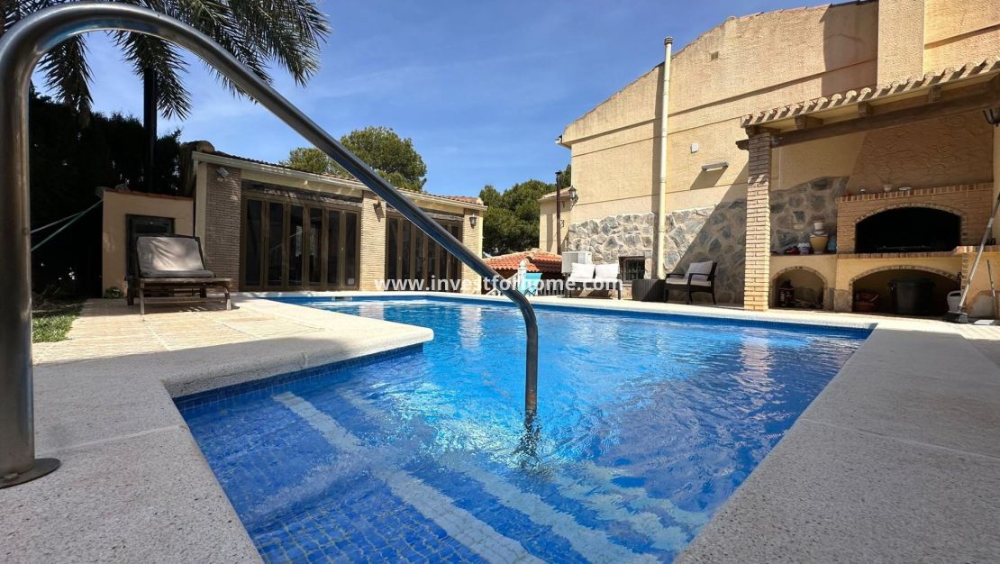Sale - Villa - Torrevieja - Los Balcones - Los Altos Del Edén