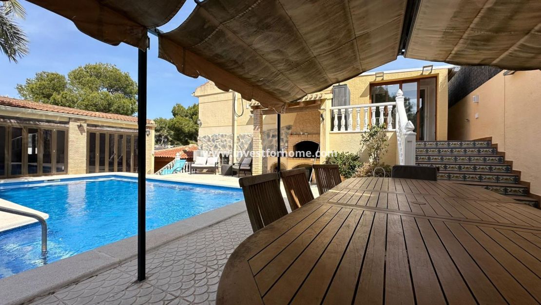 Sale - Villa - Torrevieja - Los Balcones - Los Altos Del Edén