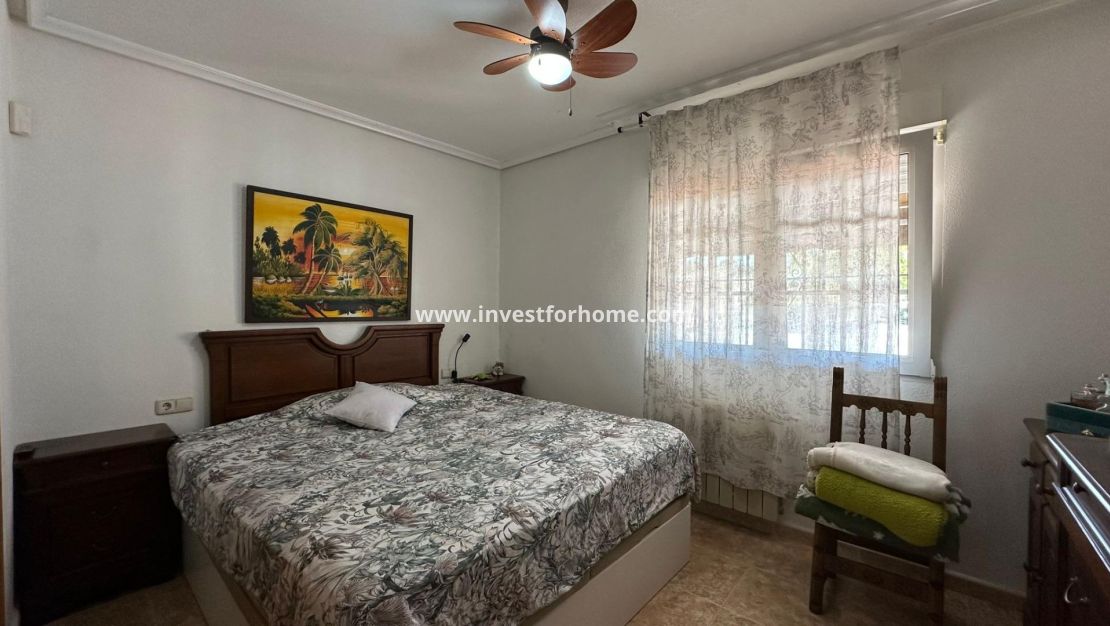Sale - Villa - Torrevieja - Los Balcones - Los Altos Del Edén