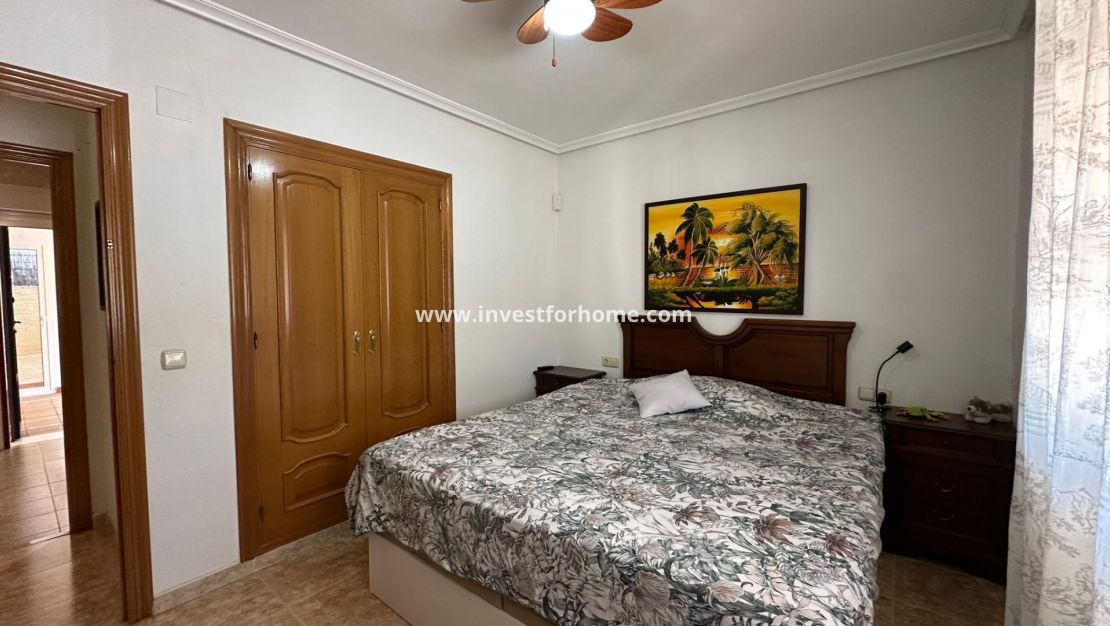 Sale - Villa - Torrevieja - Los Balcones - Los Altos Del Edén