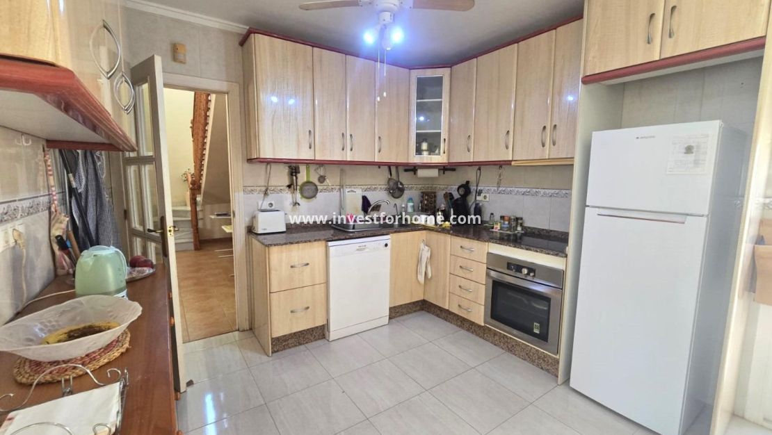 Sale - Villa - Torrevieja - Los Balcones - Los Altos Del Edén
