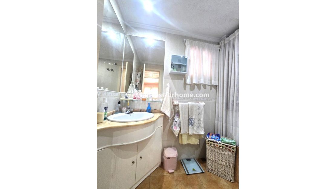 Sale - Villa - Torrevieja - Los Balcones - Los Altos Del Edén