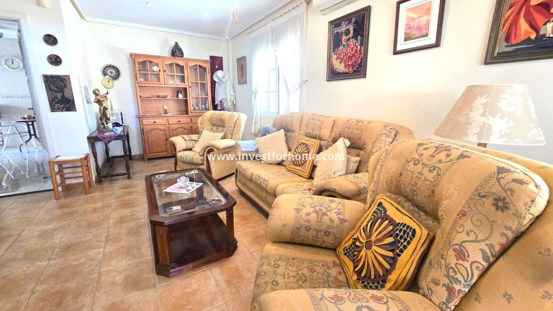 Sale - Villa - Torrevieja - Los Balcones - Los Altos Del Edén