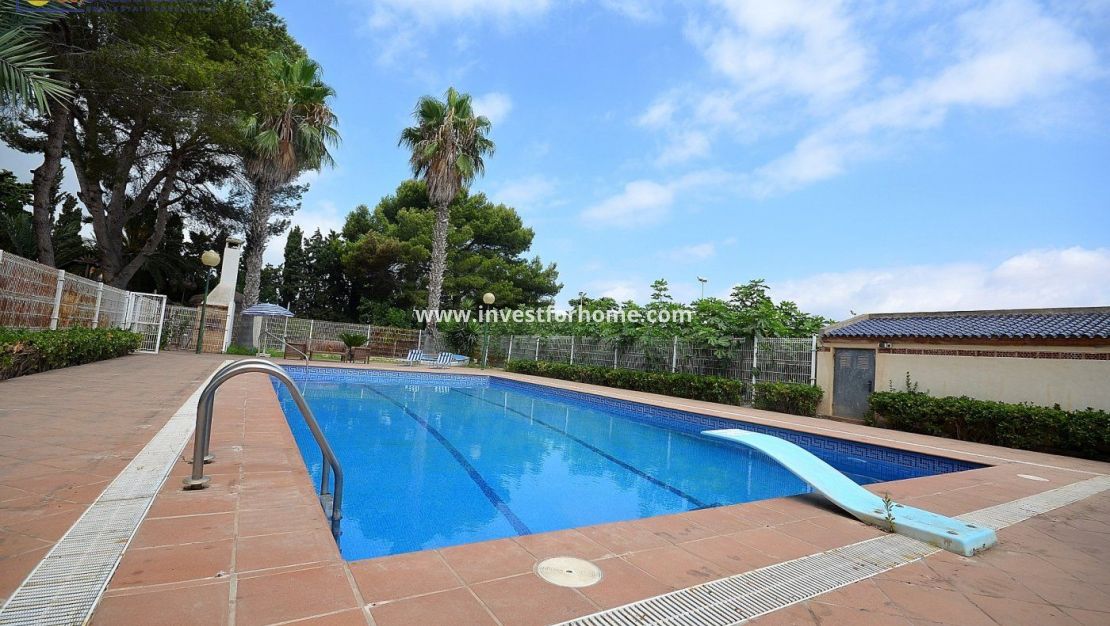 Sale - Villa - Torrevieja - Los Balcones