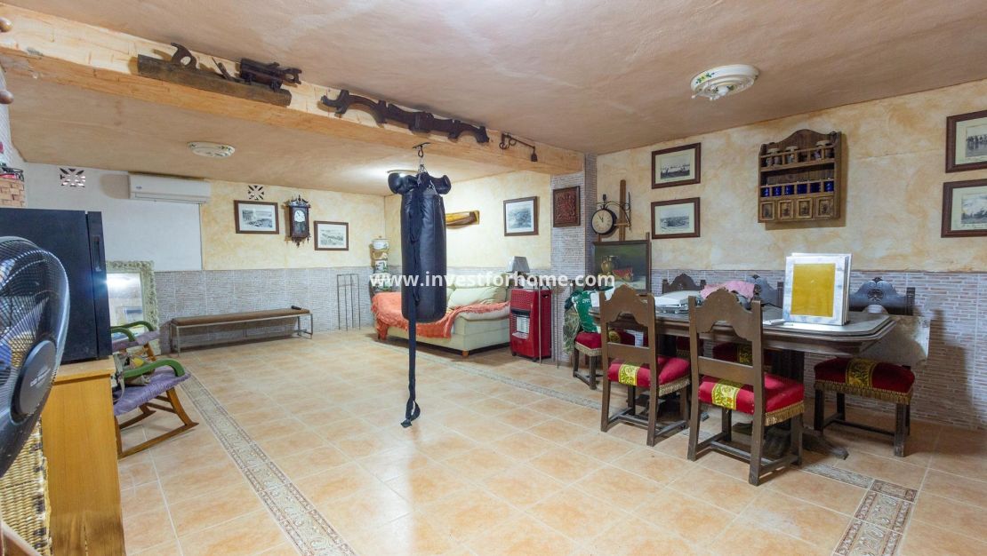 Sale - Villa - Torrevieja - Los Balcones