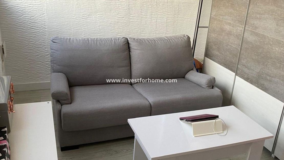 Sale - Villa - Torrevieja - Los Balcones