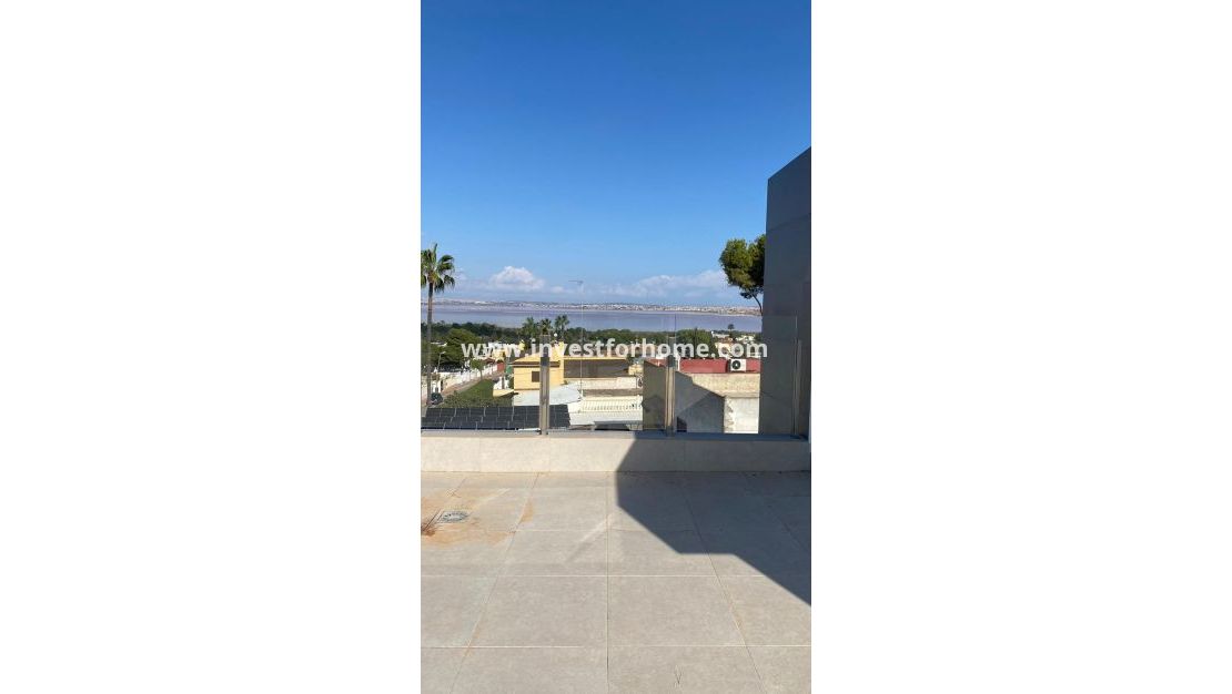 Sale - Villa - Torrevieja - Los Balcones