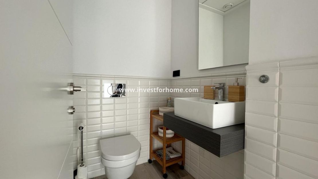 Sale - Villa - Torrevieja - Los Balcones