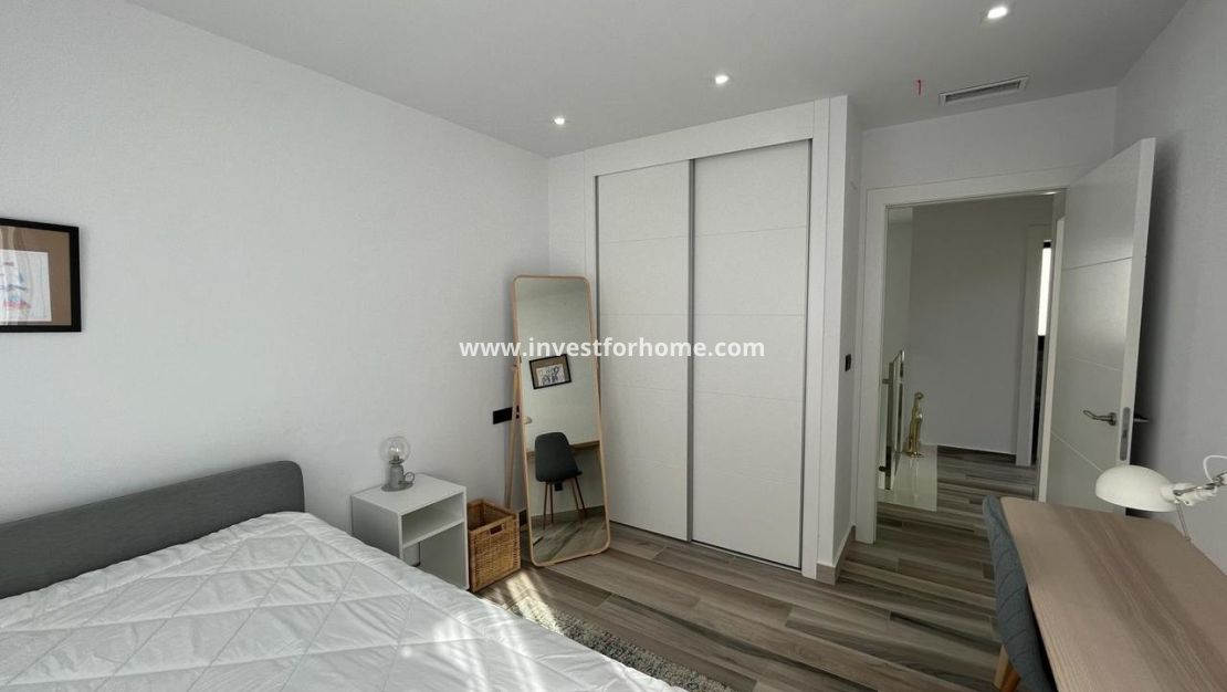 Sale - Villa - Torrevieja - Los Balcones