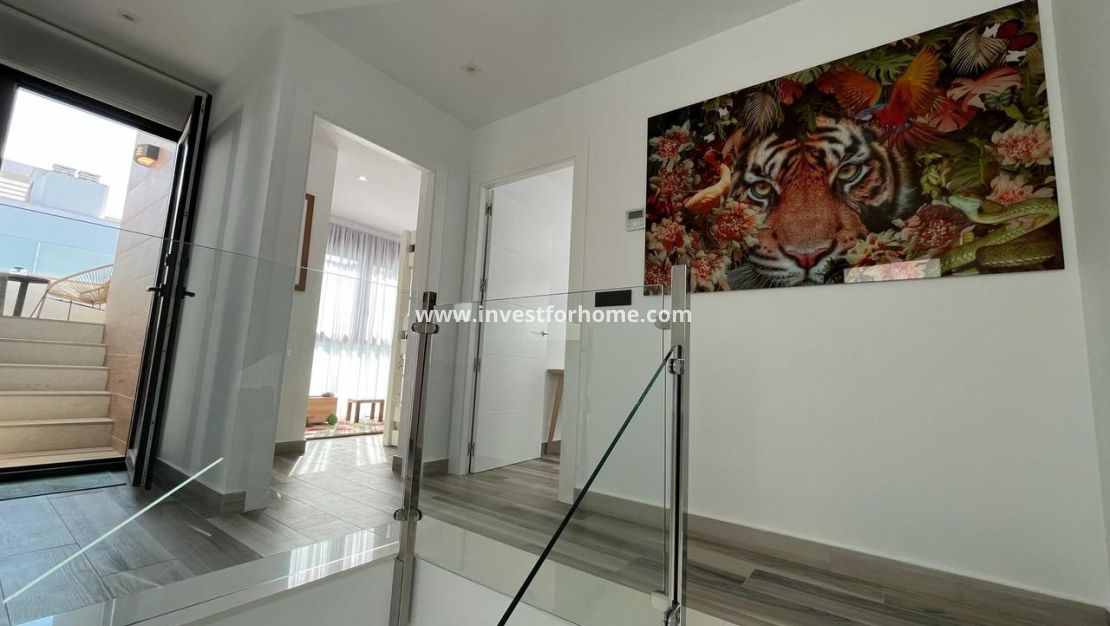 Sale - Villa - Torrevieja - Los Balcones