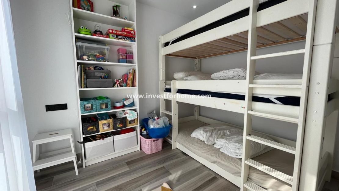 Sale - Villa - Torrevieja - Los Balcones